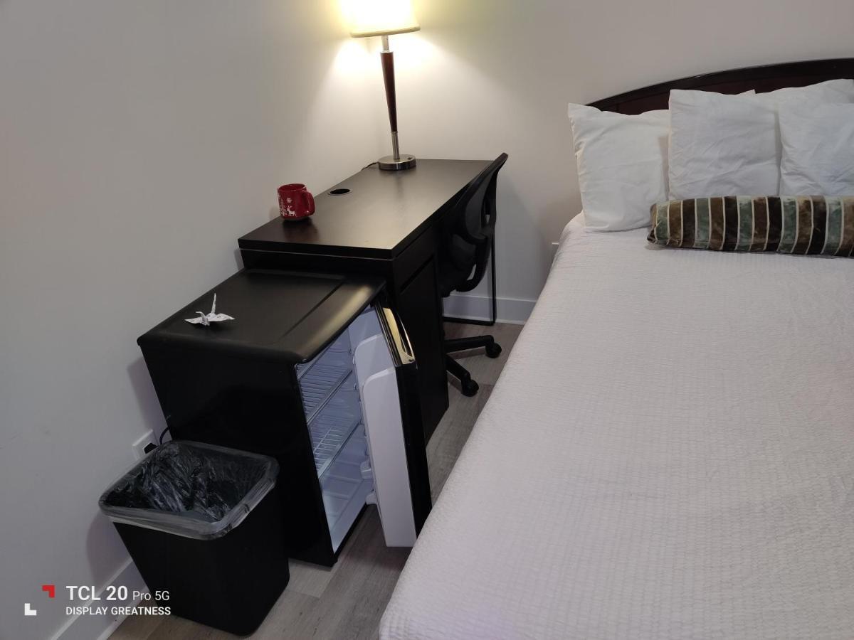 Saanich Sweet House B&B מראה חיצוני תמונה